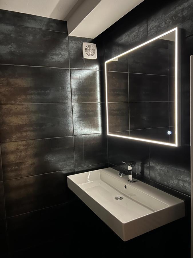 Hotel Adrett Am Dom - Digital Access โคโลญ ภายนอก รูปภาพ