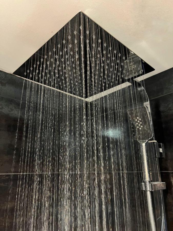Hotel Adrett Am Dom - Digital Access โคโลญ ภายนอก รูปภาพ