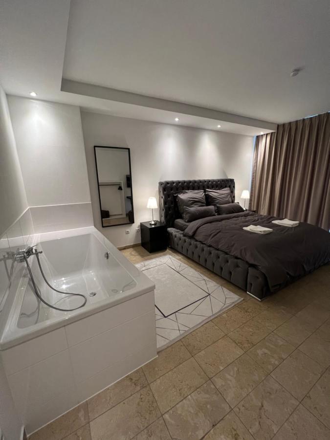 Hotel Adrett Am Dom - Digital Access โคโลญ ภายนอก รูปภาพ