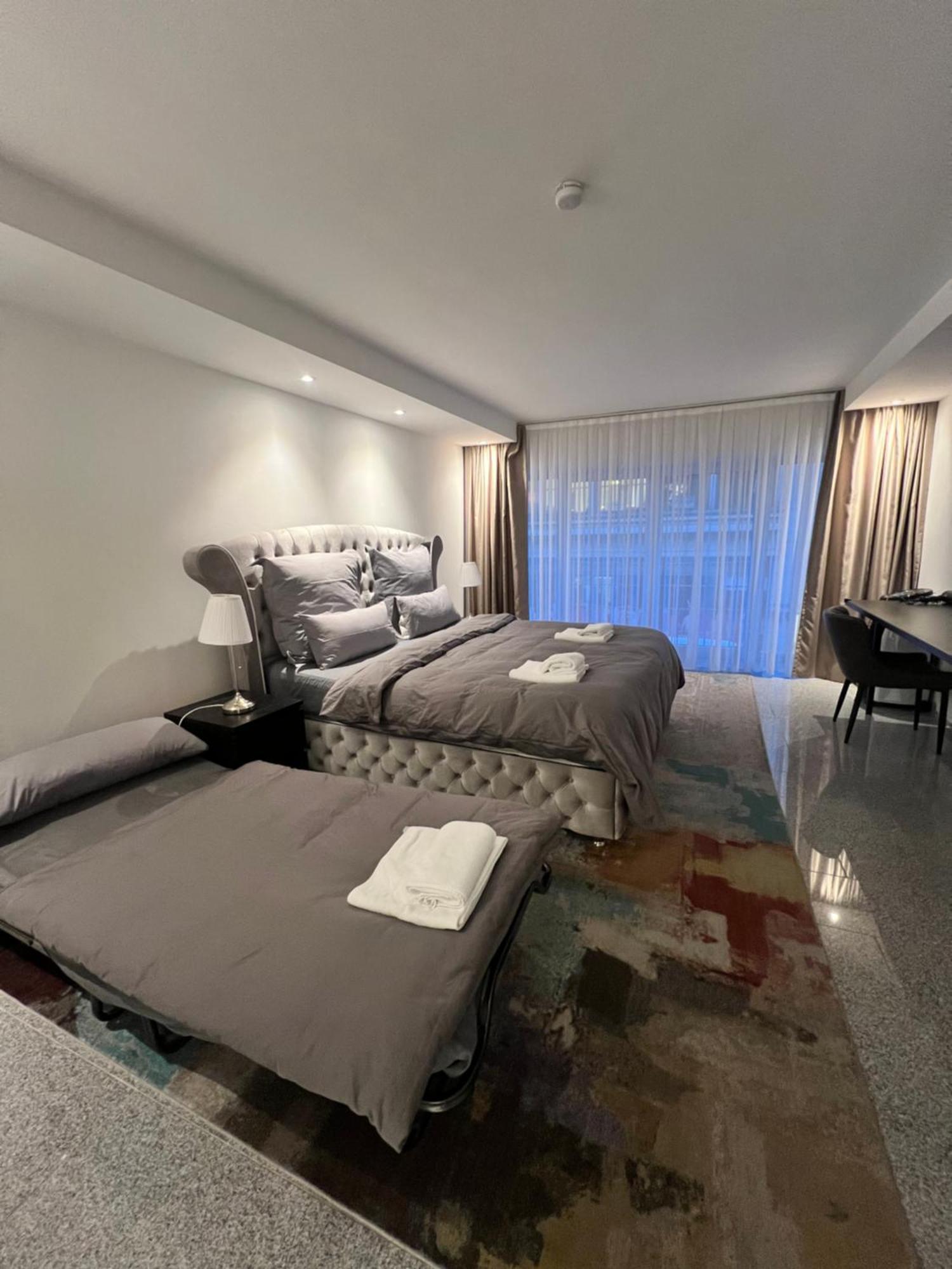 Hotel Adrett Am Dom - Digital Access โคโลญ ภายนอก รูปภาพ
